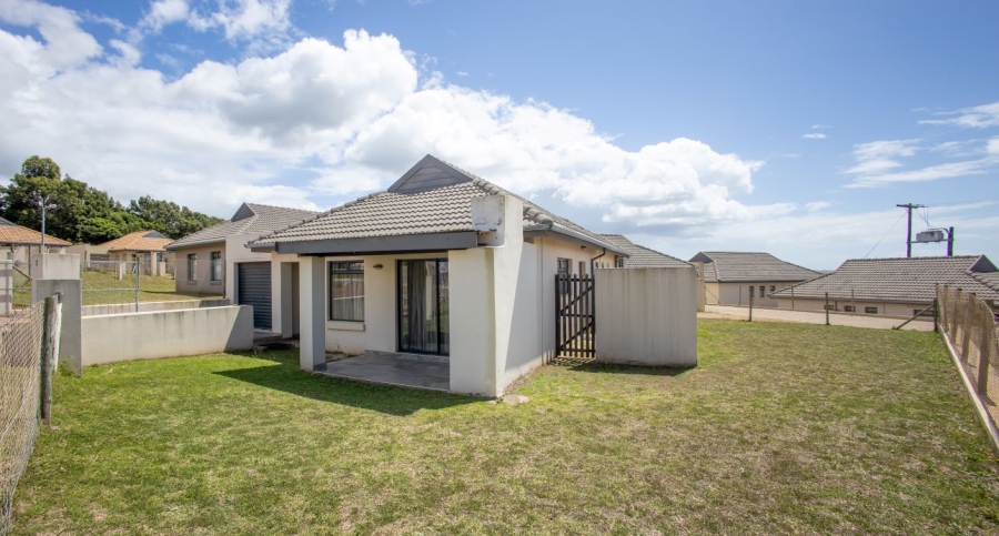 3 Bedroom Property for Sale in Kidds Beach Eastern Cape